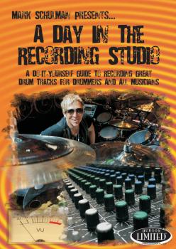 A Day in the Recording Studio: A Do-It Yourself Guide to Recording Gre (HL-00320990)