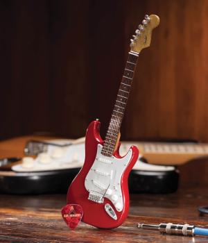 Fender(TM) Stratocaster(TM) - Classic Red Finish: Officially Licensed  (HL-00124402)